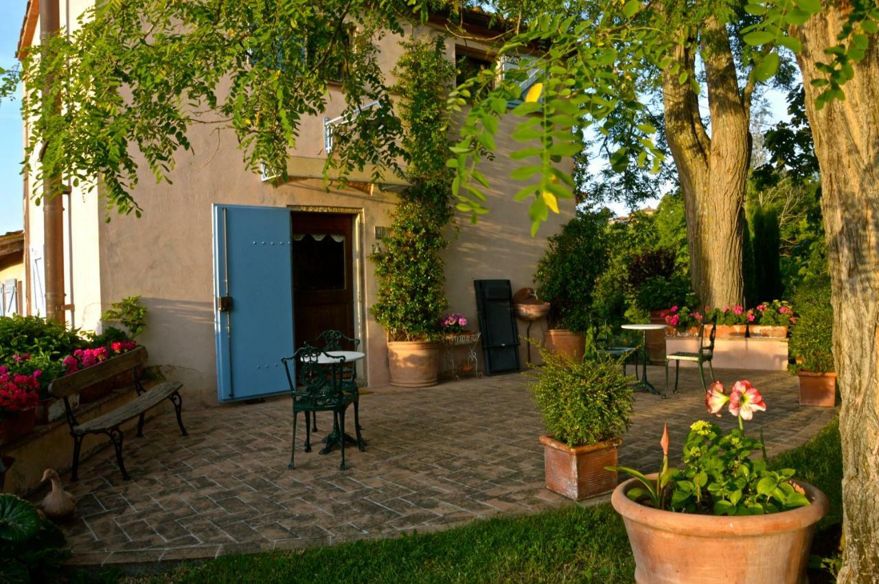 פאלאיה Appartamento Con Patio Privato E Giardino Tra Pisa E Firenze מראה חיצוני תמונה